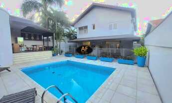 Imagem 2: Casa em Condomínio para Locação em Santana de Parnaíba, Alphaville, 4 dormitórios, 2 suíte