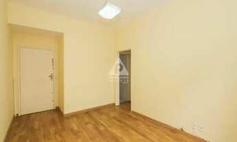 Imagem 4: Sala quarto reformado 46m² Catete