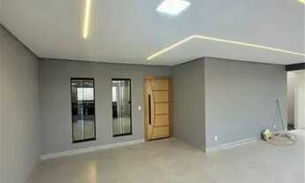 Imagem 3: Casa de esquina em Goianira, 3 quartos sendo 1 suíte master, 132m² de construção