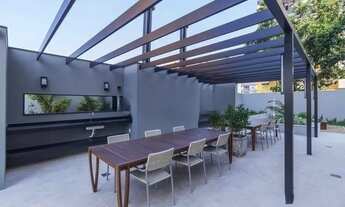 Imagem 2: Apartamento para venda possui 105 metros quadrados com 3 quartos em Menino Deus - Porto Al