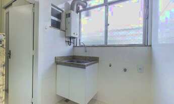 Imagem 6: Apartamento para venda possui 66 metros quadrados com 2 quartos em Anil - Rio de Janeiro