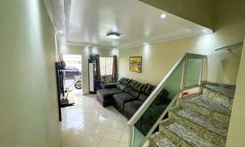 Imagem 4: 100m2, 3 dormitórios com sacada, sendo 1 suite, um terceiro quarto que esta sendo utilizad