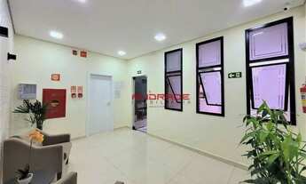 Imagem 5: Apartamento com 1 dormitório para alugar, 31 m² por R$ 2.556,63/mês - Água Verde - Curitib