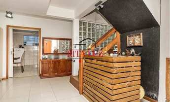 Imagem 5: PORTO ALEGRE - Casa Padrão - Partenon