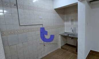 Imagem 7: Kitnet no térreo. À venda com 30m² 1 quadra da praia no Boqueirão - Praia Grande - SP