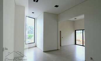 Imagem 4: Novíssima casa no condomínio fechado Central Parque, em Salto/SP, com 226 m² de área útil