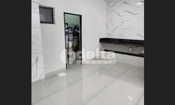 Imagem 3: Casa à venda, 3 quartos, 2 suítes, 5 vagas, Granada - Uberlândia/MG