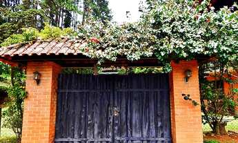 Imagem 2: Magnífica casa triplex em estilo rústico colonial!