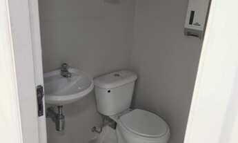 Imagem 6: Para escritório ou consultório ao lado da beneficência .Prédio conservado, espaço nunca ha