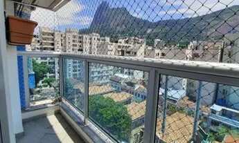 Imagem 2: Botafogo - Ótimo apt 2 quartos, linda vista, cobertura (direito à laje), infra, 1 vaga