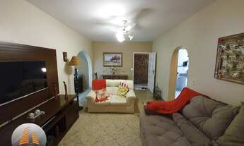 Imagem 6: Casa de condomínio para venda tem 256 metros quadrados com 3 quartos