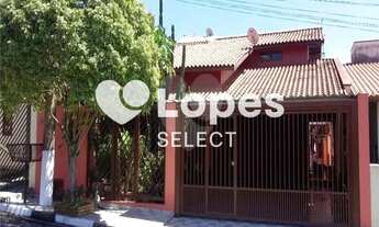 Imagem 2: Casa Térrea Com 05 Dormitórios, 02 Suítes, Aquecimento A Gás, Ar Condicionado