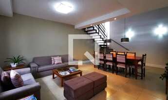 Imagem: Casa para Aluguel - Centro, 3 Quartos, 241