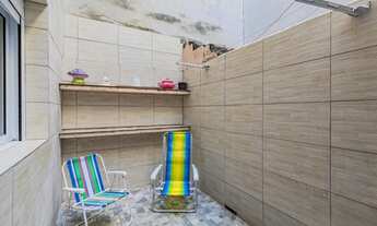 Imagem: Térreo com pátio Semimobiliado, 2 Dormitórios