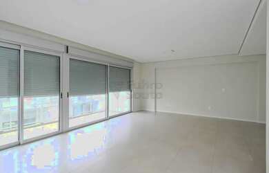 Imagem 3: Oportunidade Única: Sua Kitinete com Conforto e Estilo no Centro da Cidade