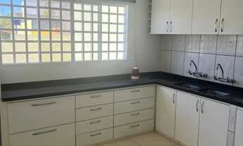 Imagem 7: Alugo casa em Arniqueira - 130 m² de área construída, 2 suítes, localização privilegiada