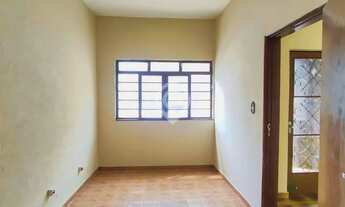 Imagem: Casa - / Comercial / Centro