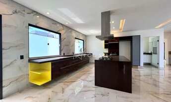 Imagem 4: Casa com 4 quartos à venda, 450 m² por R$ 3.800.000 - Condomínio Residencial Jaguary - São