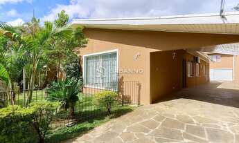 Imagem 7: Casa ampla com excelente terreno de 660,00m² no Bairro Santa Quitéria