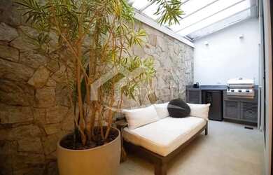 Imagem 4: UM ESPETACULAR 2 QUARTOS NA QUADRA DA PRAIA DO LEBLON COM ÁREA EXTERNA!!