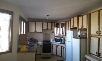 Imagem 2: Sobrado Tiplex Semi Mobiliado 04 Dormitórios, Suíte, Piscina & Garagem no Abraão