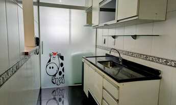 Imagem 7: Junto à farto comércio condução colégios excelente 2 quartos c suite, varandão armários de