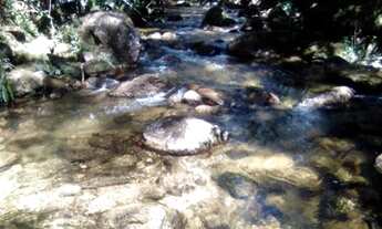 Imagem: Sítio Macaé de cima, 106,650 M2. 145,000