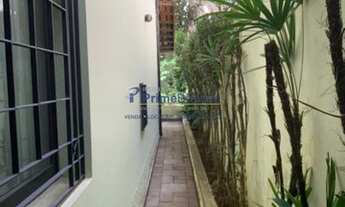 Imagem 6: SOBRADO : 4 Dormitórios, 1 Suíte, 200 m², Quintal, Área Gourmet, Canil, Próximo ao Metrô