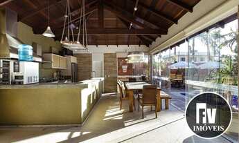 Imagem 5: Casa Mobiliada com 4 Suítes para Locação Anual no Centro em Balneário Camboriú/SC