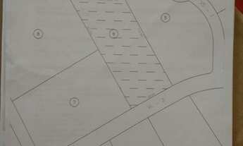 Imagem: Terreno de 8.500m2 com nascente