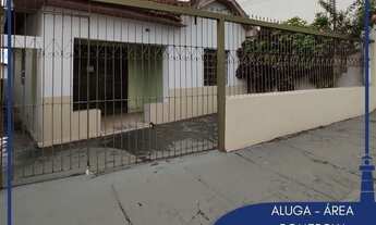 Imagem: Casa lajotada 2/4 com barracão 2/4 fundos