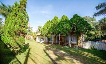 Imagem 2: Surpreendente chácara térrea à venda no Vale Verde - 3 quartos, quintal gramado e churrasq