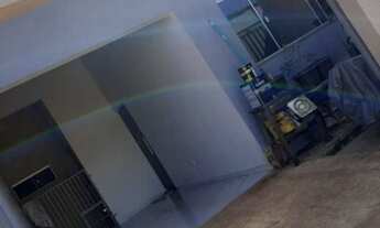 Imagem: Casa padrão com piscina