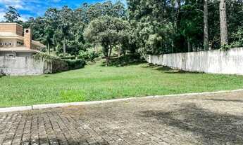 Imagem 2: Lindo terreno de 455 m2 no condomínio Green Hills, a 5 minutos dos ingleses e do Fort Atac