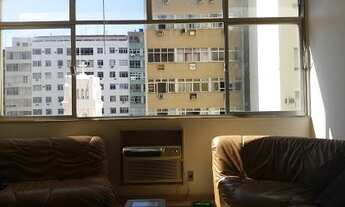 Imagem 3: Leme, sala, três quartos, dependências e garagem