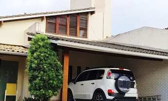 Imagem: Casa de 4 Quartos, sendo 2 suites, com 850m²