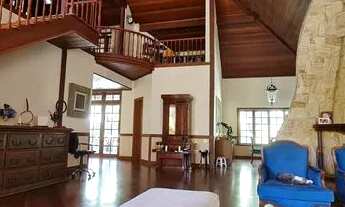 Imagem 3: Lindissima casa com 380m2 área util e 9500 de área total em condomínio fechado