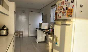 Imagem 7: Apartamento 170m², 3 suítes, 5 banheiros, 3 vagas, depósito, andar alto