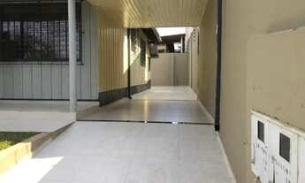 Imagem 5: 2 casas + 1 barracão, renda de R$ 2.500,00 reais tudo alugado