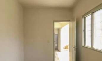 Imagem 6: Casa para venda possui 90 metros quadrados com 2 quartos em Batista Campos - Belém - Pará