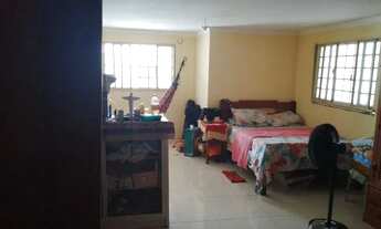 Imagem 3: Casa 2 pisos com piscina, no conjunto Santos Dumont