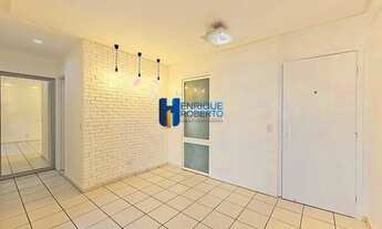 Imagem 5: Alugo apartamento nascente no edf Cap de Vile, c/ 70 mts, 2 quartos (1ste c/ closet) + vag