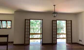 Imagem 4: Casa de condomínio para aluguel tem 240 metros quadrados com 3 quartos