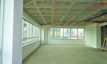 Imagem 3: Escritório / Conjunto Comercial com 180 m² para venda por R$ 2.250.000 ou aluguel por R$ 1