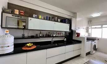 Imagem 4: 3 Dormitórios 1 suíte, andar alto, vista mar de todas as janelas