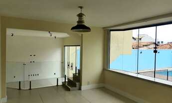 Imagem 4: Casa para aluguel e venda tem 300 metros quadrados com 5 quartos