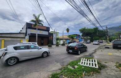 Imagem 5: VENDE-SE CASA 2 QUARTOS EM BANGU COM KITNET NOS FUNDOS