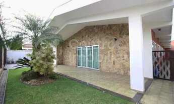 Imagem 5: CASA à venda com piscina e 4 quartos em Peruíbe, no bairro Centro