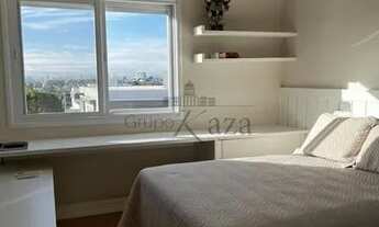 Imagem 3: Casa de condomínio sobrado para venda possui 366 metros quadrados com 4 quartos