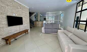 Imagem 4: Imóvel de alto padrão com 5 quartos no Novo Portinho, Cabo Frio/RJ